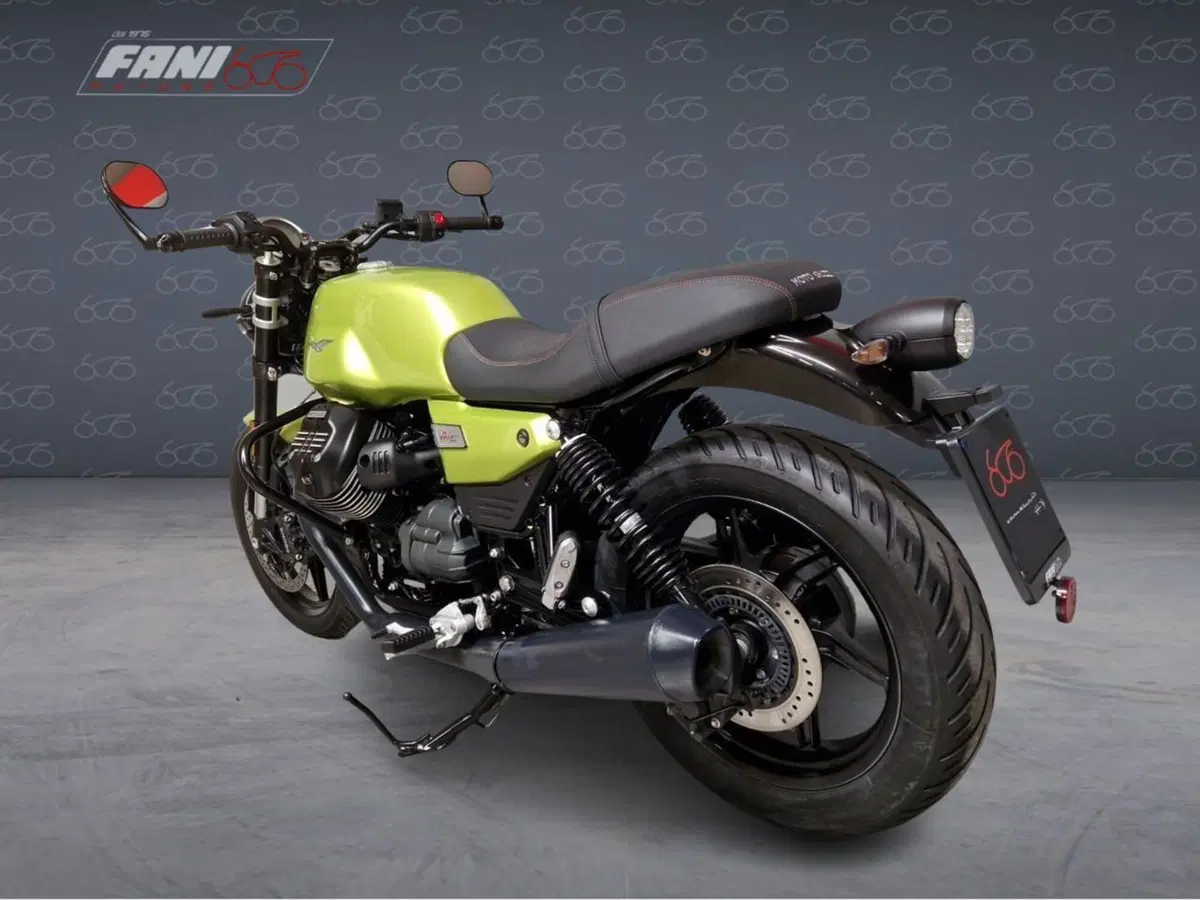 Moto Guzzi V7 Sport (2025 - 26) (4)