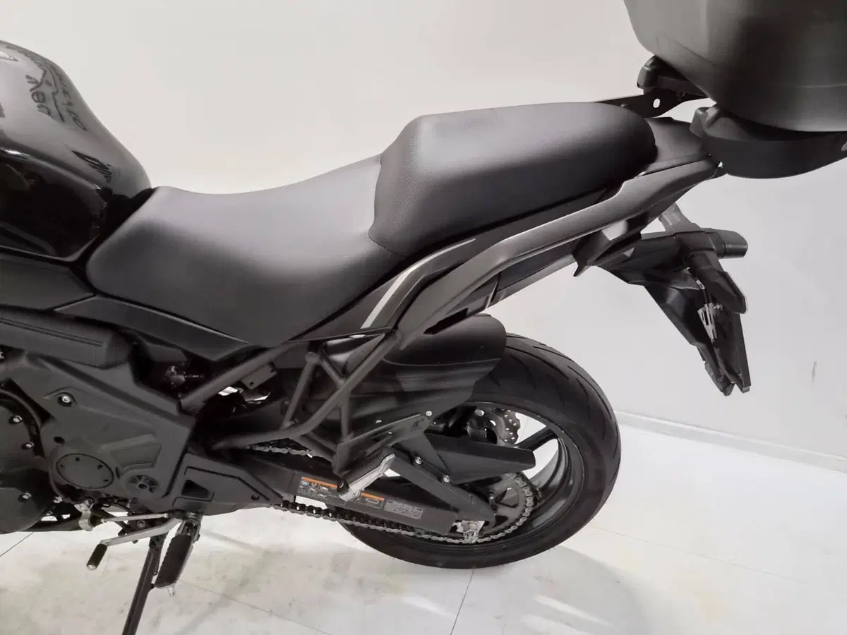 Kawasaki Versys 650 (2025 - 27) (6)