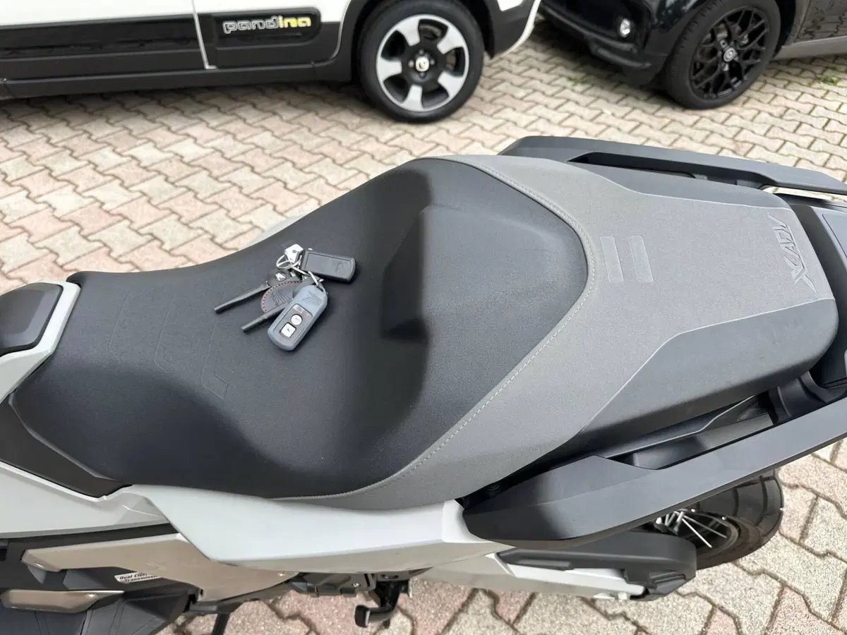 Honda X-ADV 750 (2025 - 27) (8)