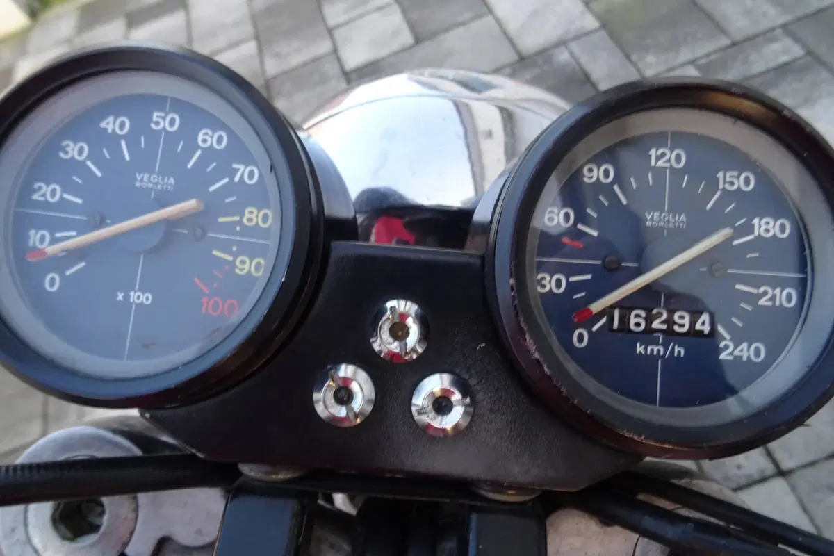 Benelli 250 2C  ELETTRONICA (1974) (16)