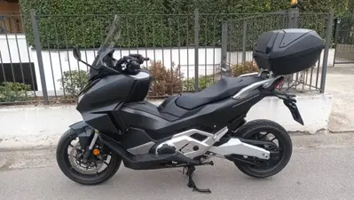 Honda Forza 750 DCT Urban (2021 - 24) usata