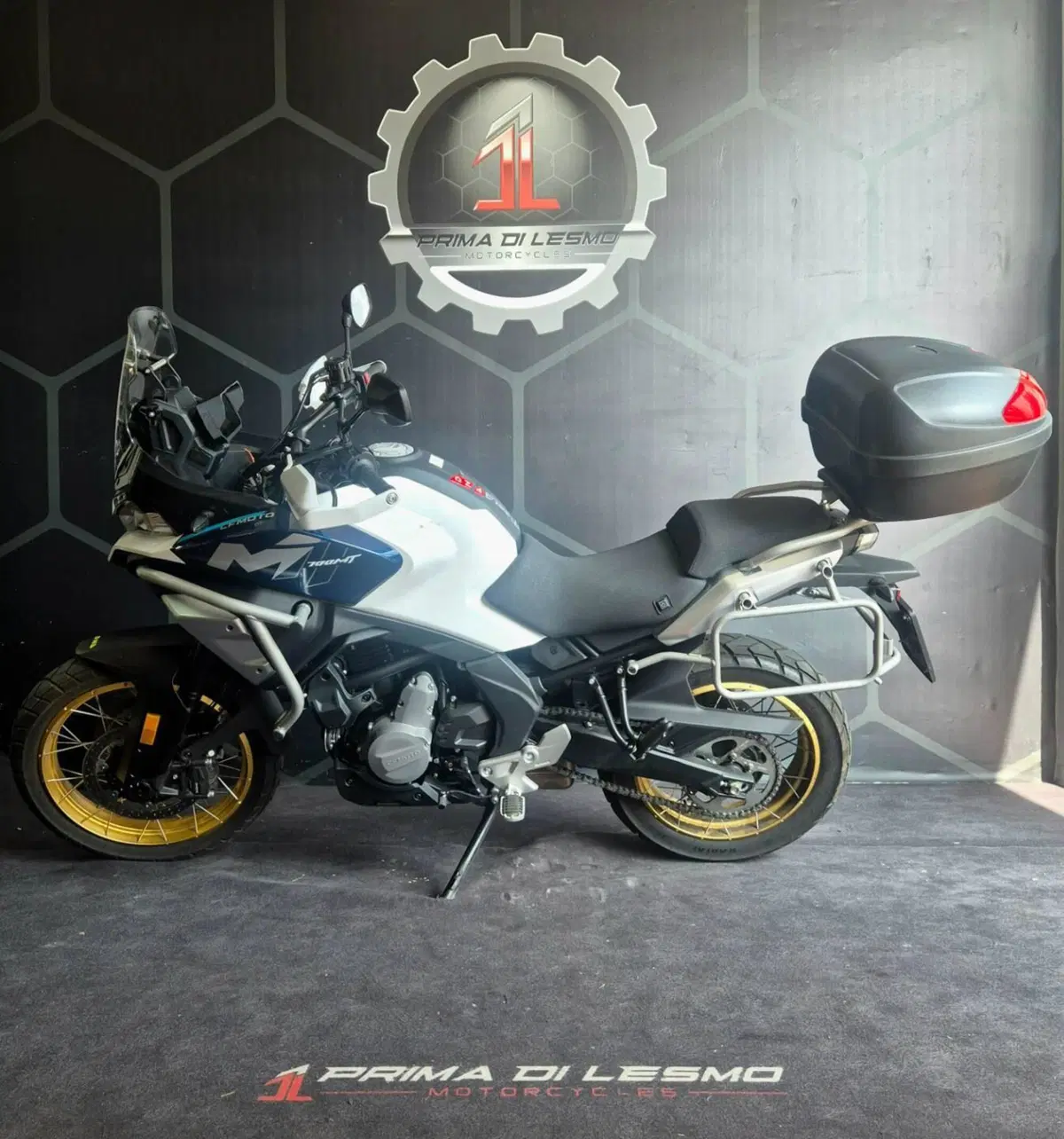 CFMOTO 700MT Adventure (2025 - 26) (2)