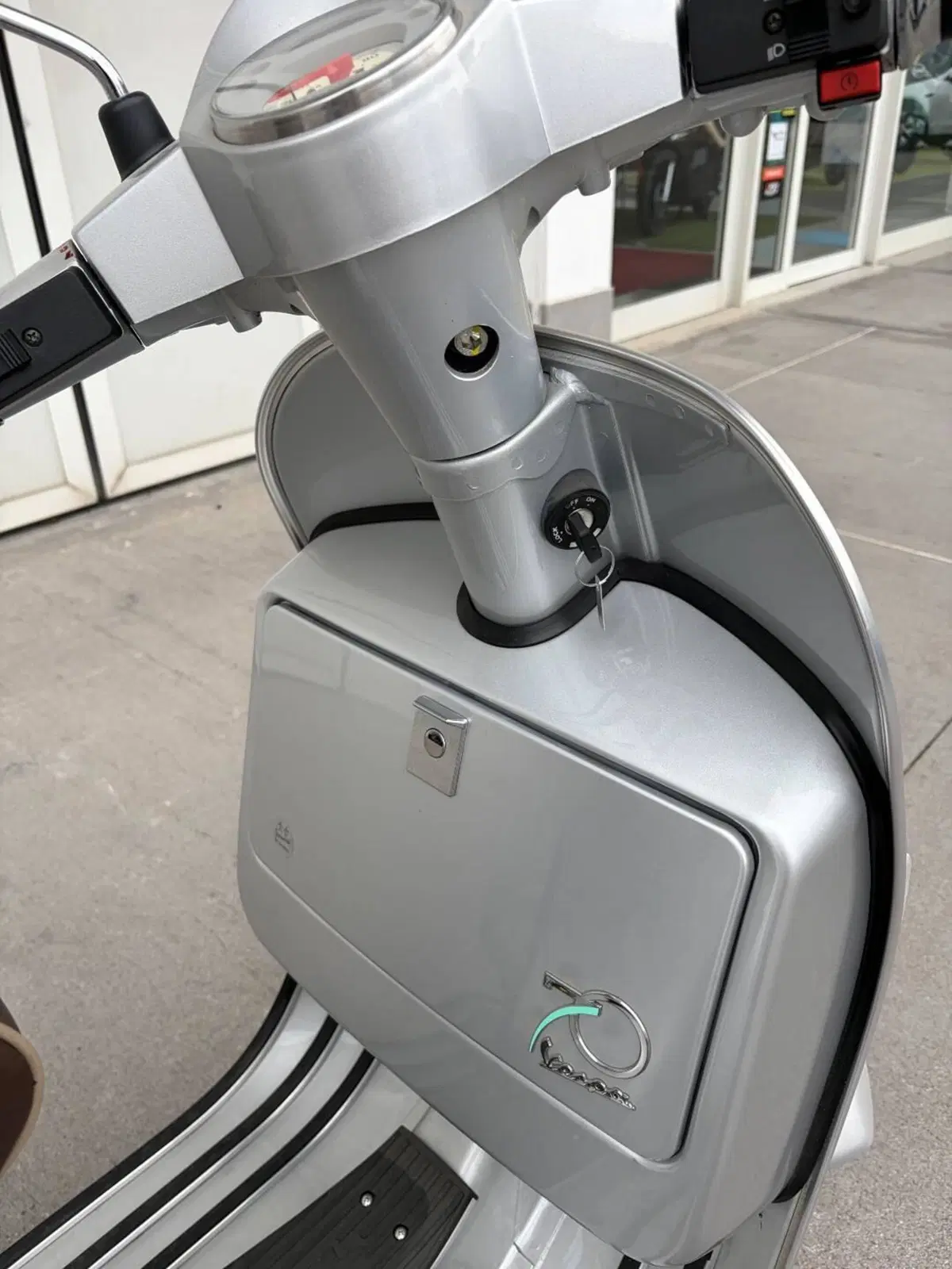 Vespa PX 150 Settantesimo (2016) (4)