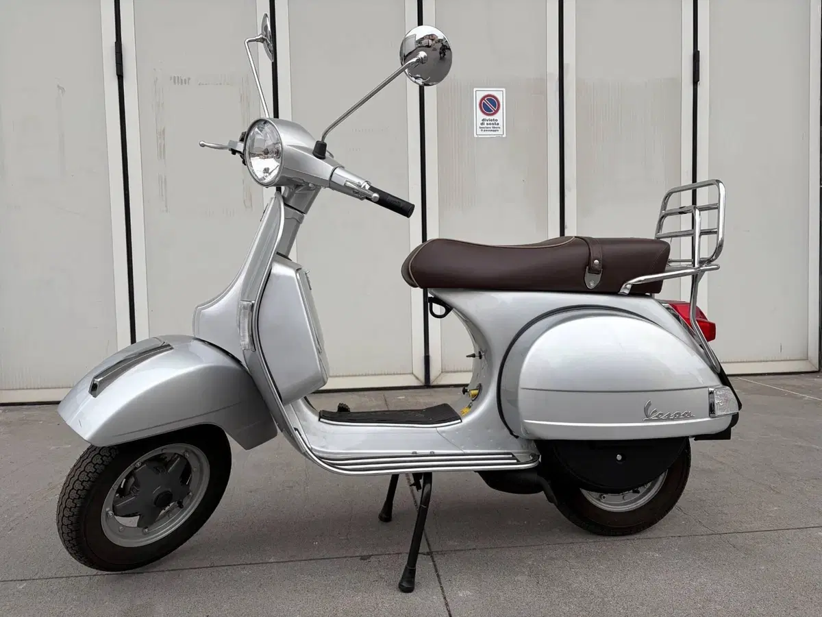 Vespa PX 150 Settantesimo (2016) (2)
