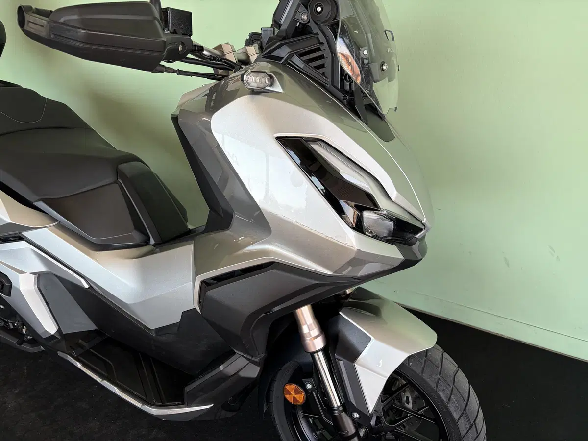 Honda ADV 350 (2022 - 24) (8)