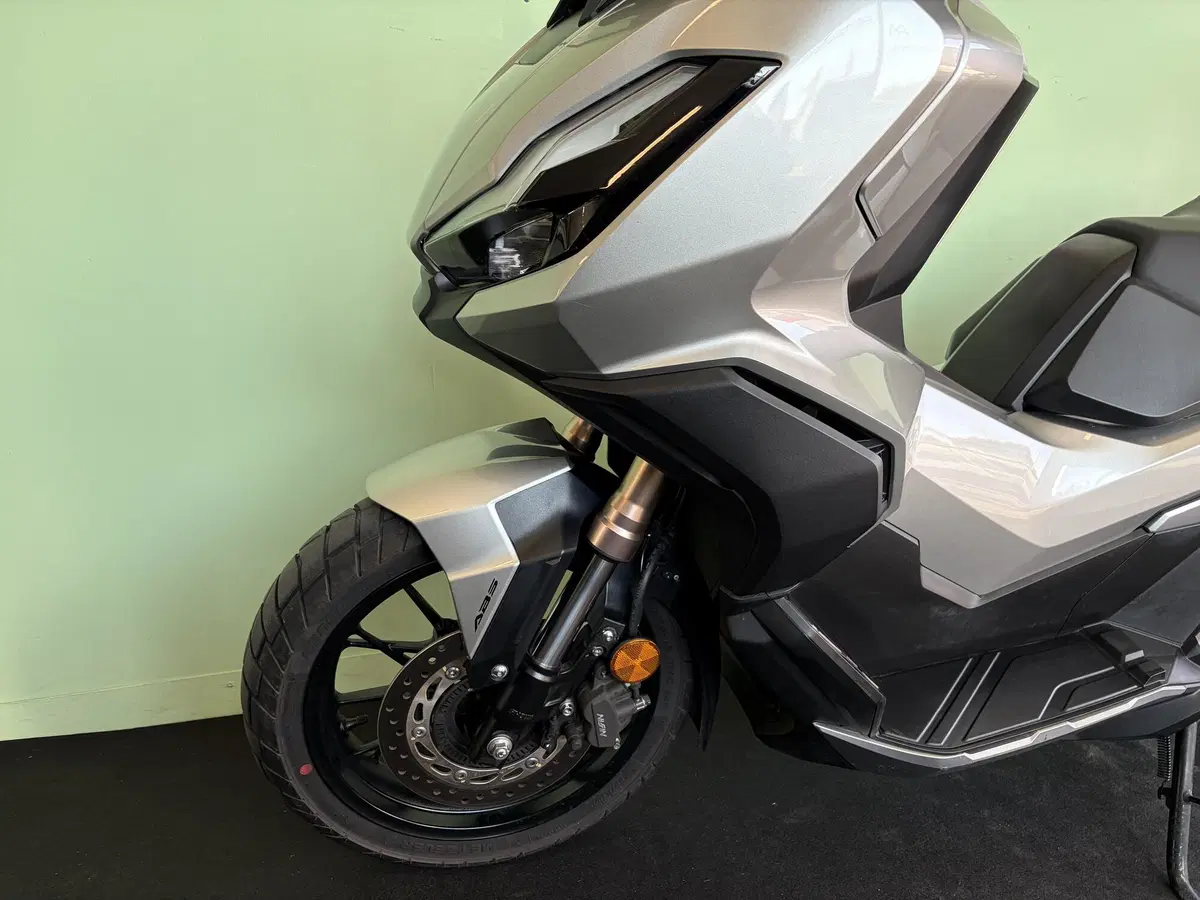 Honda ADV 350 (2022 - 24) (12)