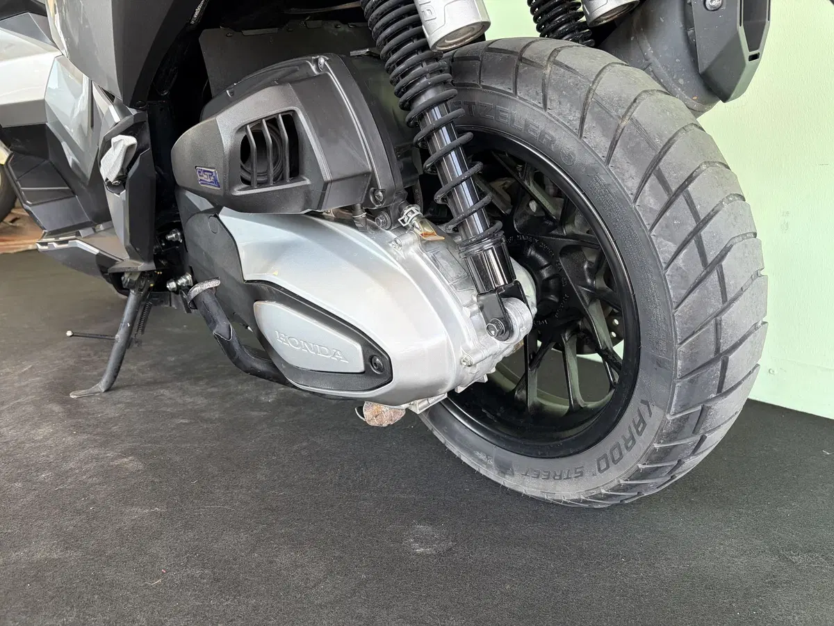 Honda ADV 350 (2022 - 24) (16)