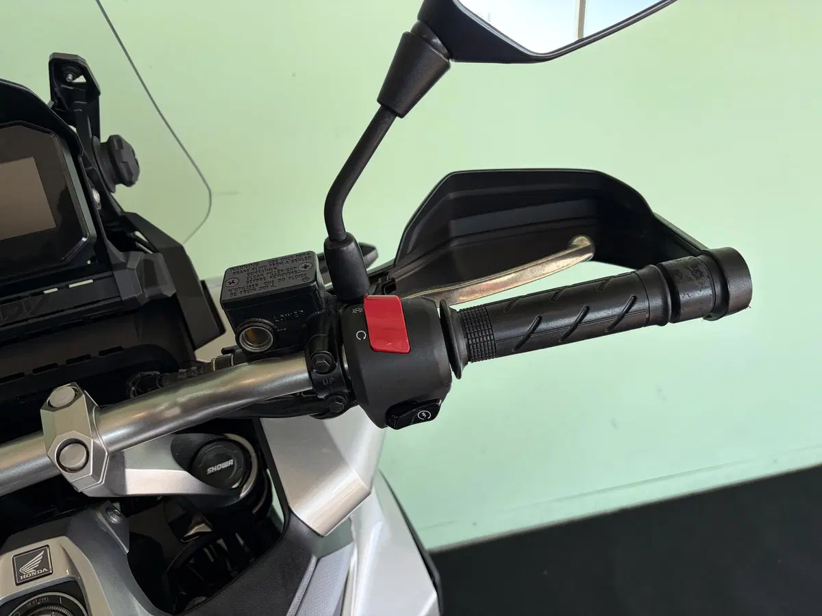 Honda ADV 350 (2022 - 24) (20)