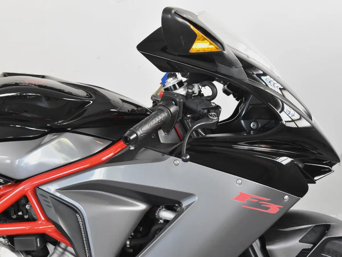 MV Agusta F3 675 EAS ABS (2011 - 17) (8)