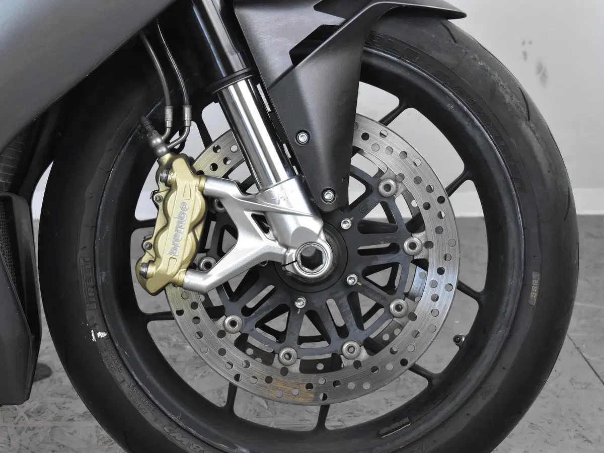 MV Agusta F3 675 EAS ABS (2011 - 17) (12)
