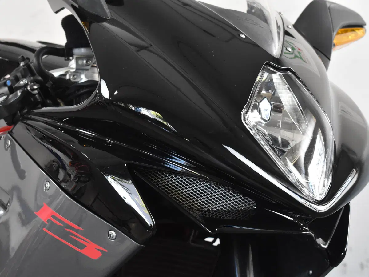 MV Agusta F3 675 EAS ABS (2011 - 17) (14)