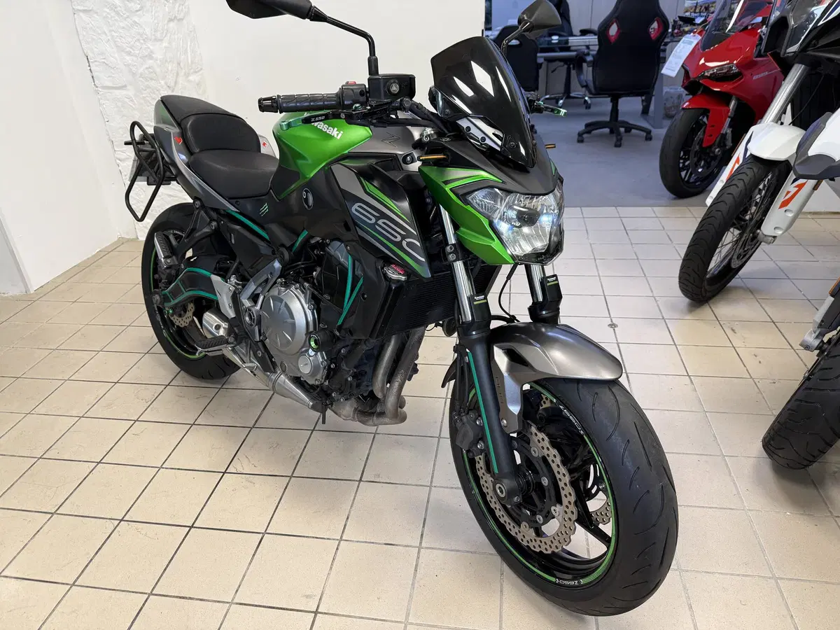 Kawasaki Z 650 (2017 - 19) (3)