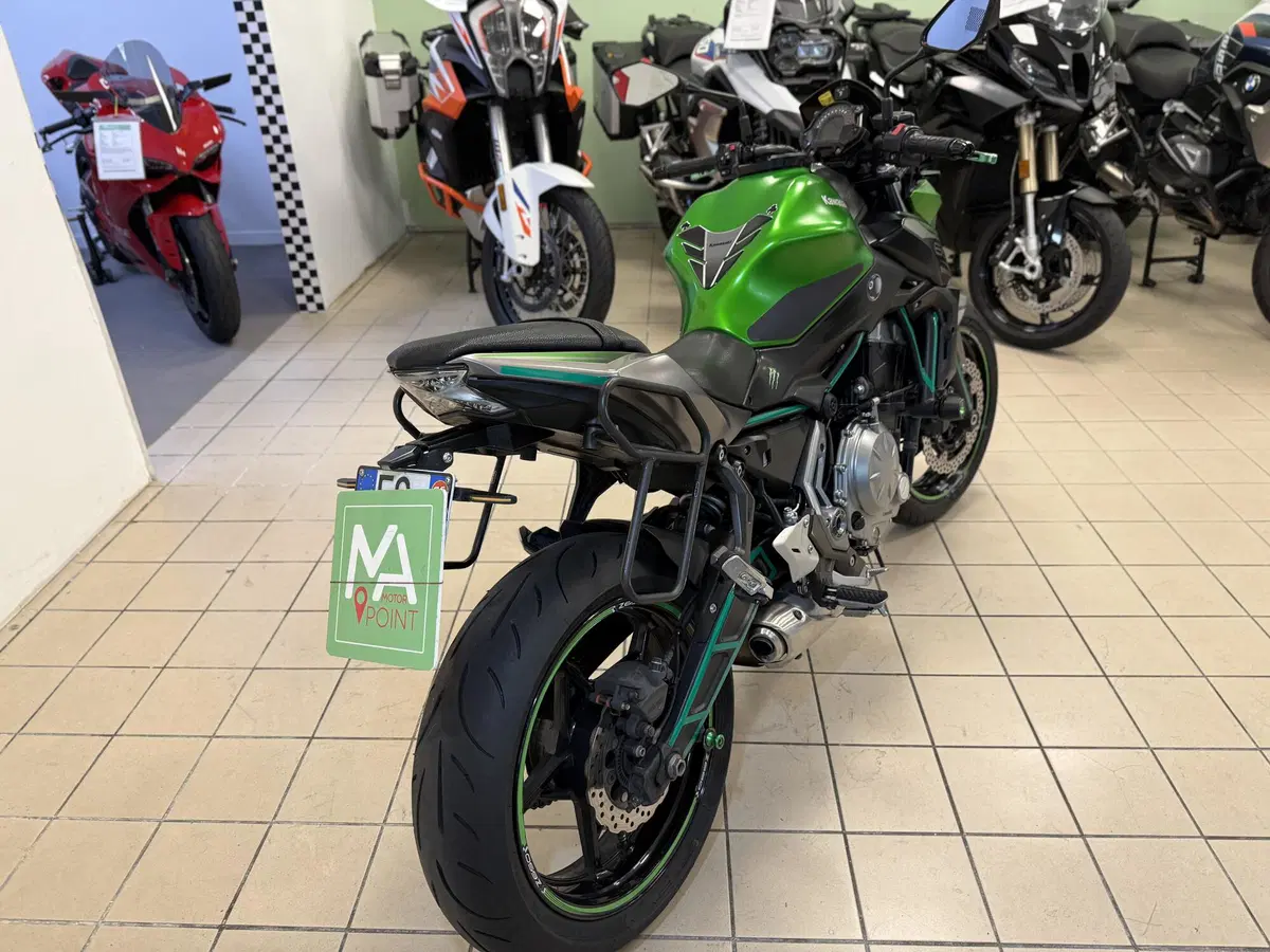 Kawasaki Z 650 (2017 - 19) (4)