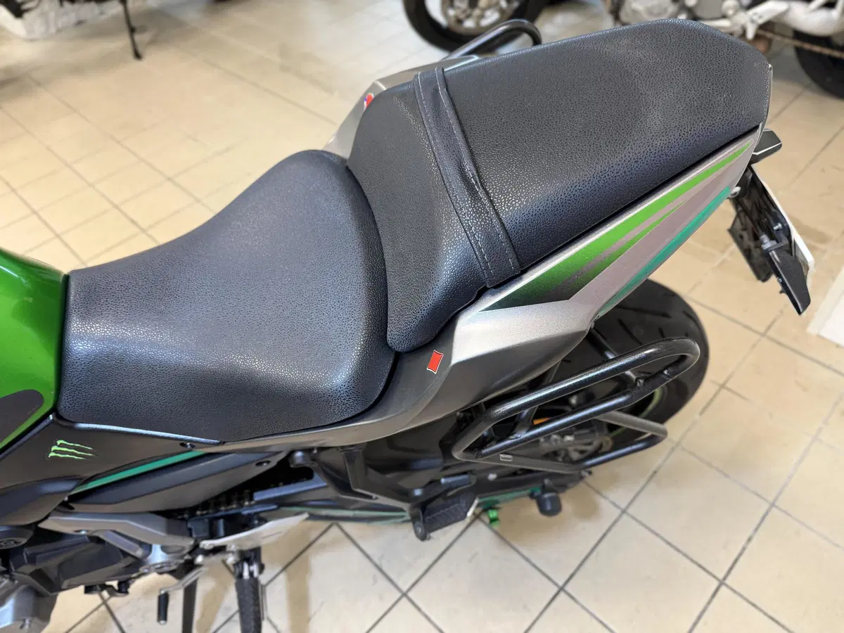 Kawasaki Z 650 (2017 - 19) (7)