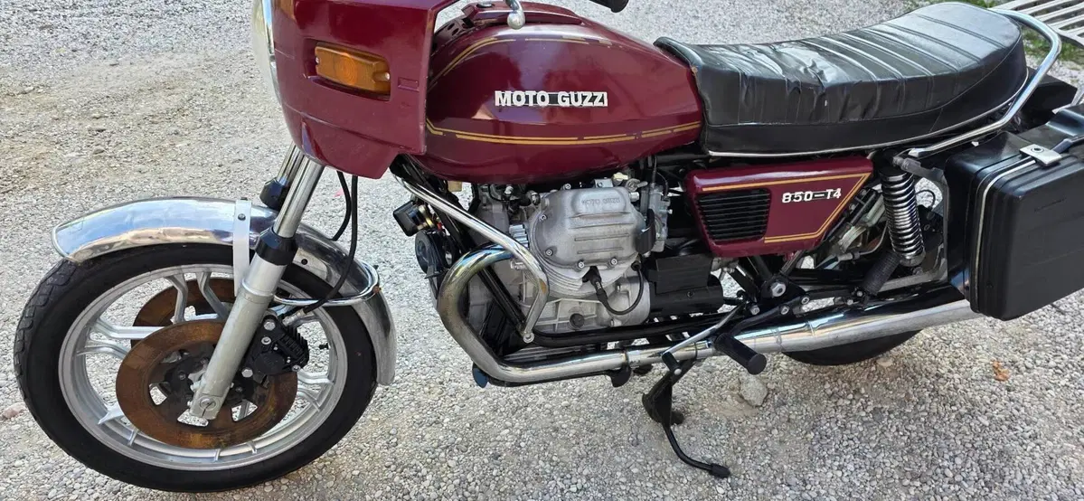 Moto Guzzi 850 T4 (2)