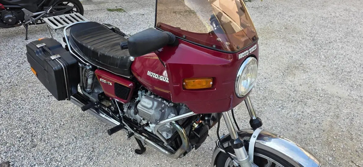 Moto Guzzi 850 T4 (7)