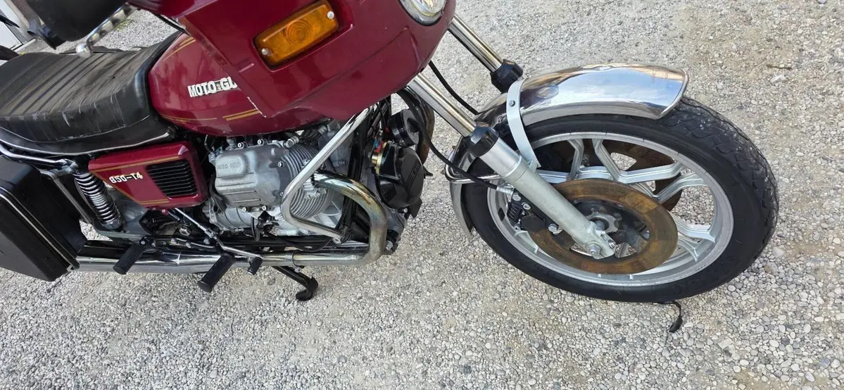 Moto Guzzi 850 T4 (8)
