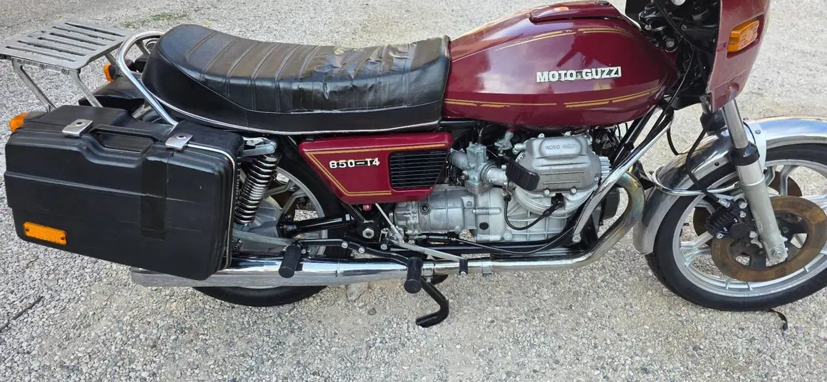 Moto Guzzi 850 T4 (9)