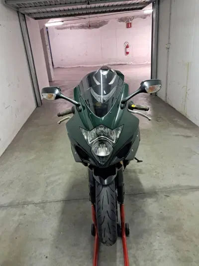 Suzuki GSX-R1000 (2005 - 06) usata