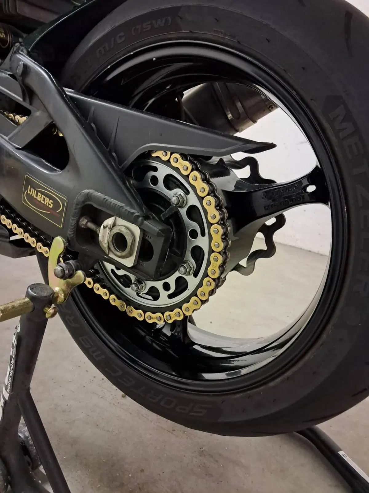 Suzuki GSX-R1000 (2005 - 06) (10)