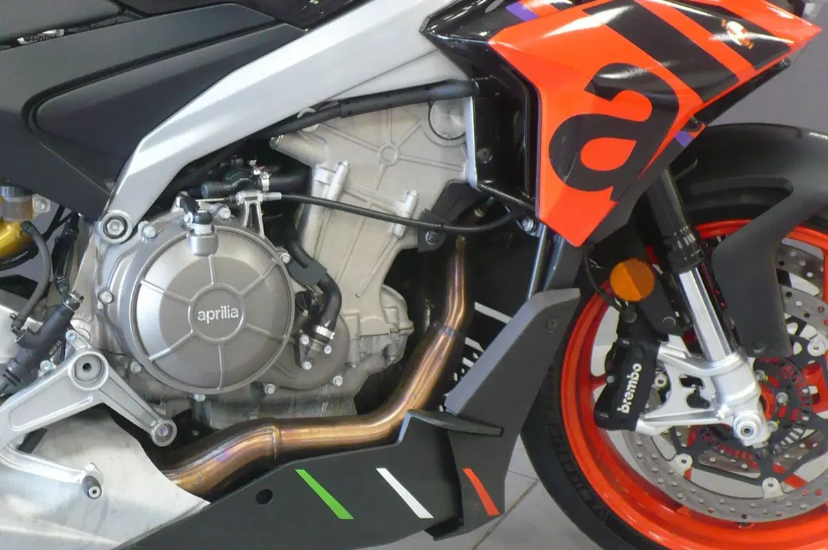 Aprilia Tuono 660 Factory (2022 - 24) (11)