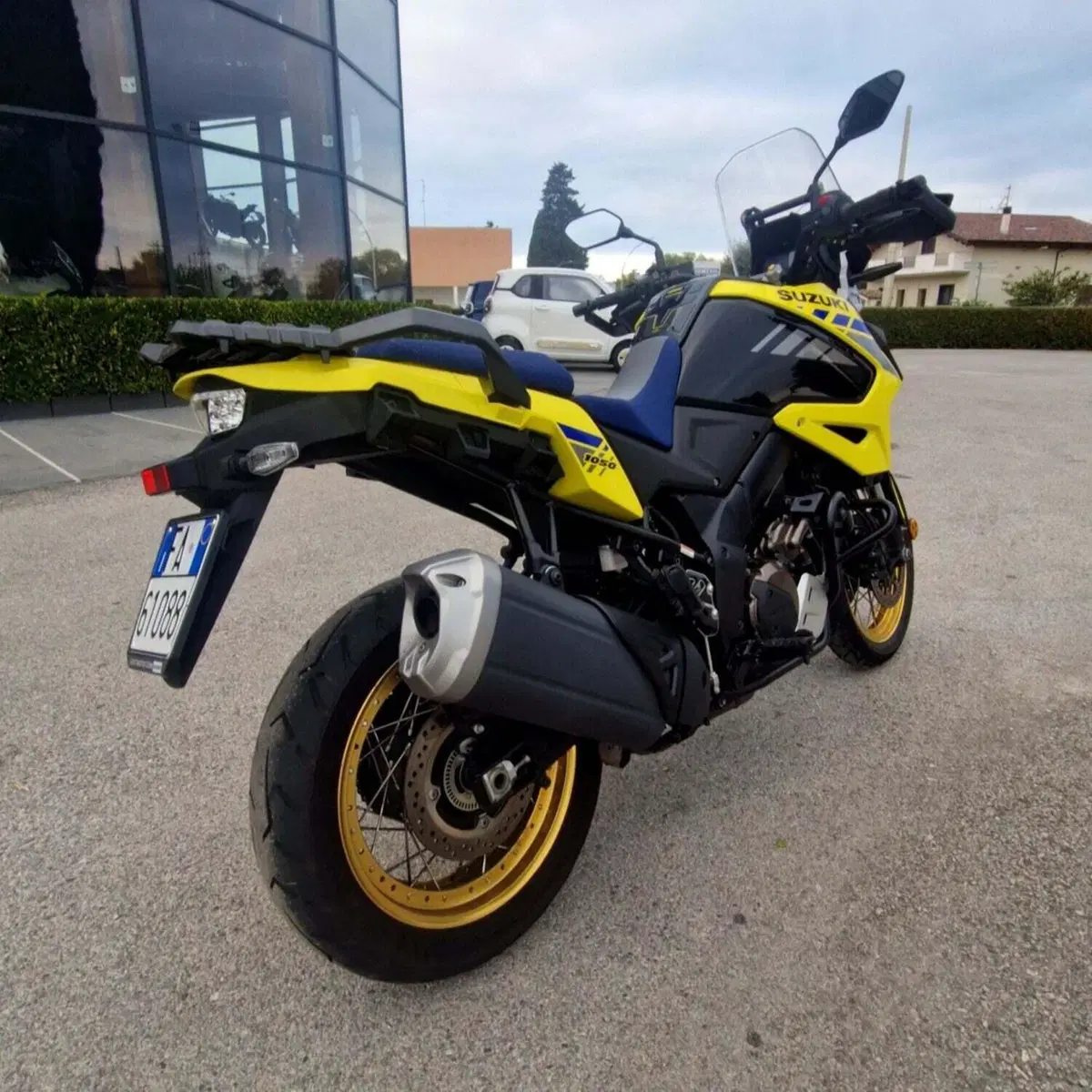 Suzuki V-Strom 1050XT (2020 - 23) (4)
