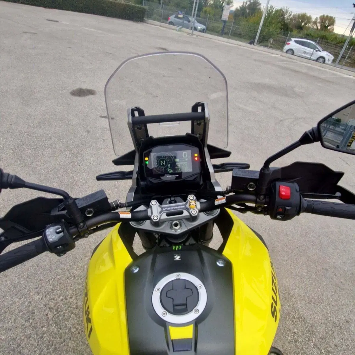 Suzuki V-Strom 1050XT (2020 - 23) (6)