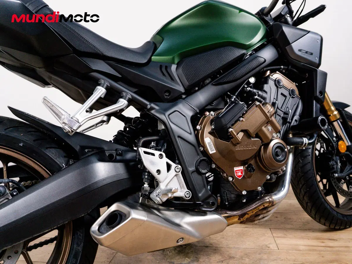 Honda CB 650 R E-Clutch (2024 - 26) (4)