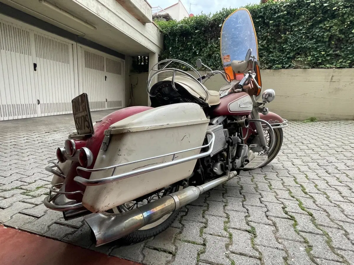 Aermacchi Harley-Davidson 1966 FLH Electra glide (4)