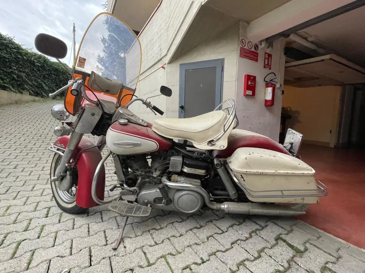 Aermacchi Harley-Davidson 1966 FLH Electra glide (6)