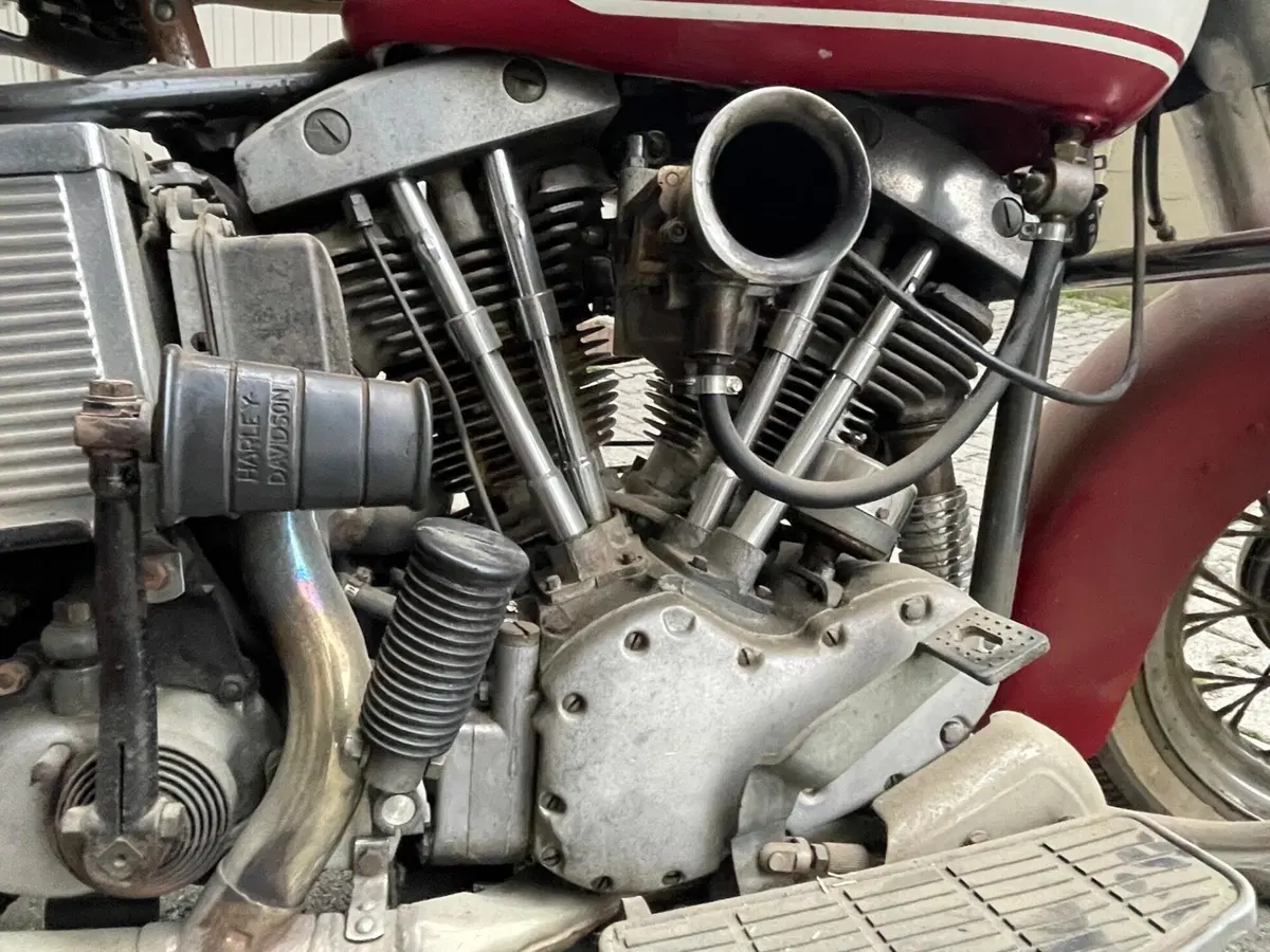Aermacchi Harley-Davidson 1966 FLH Electra glide (17)