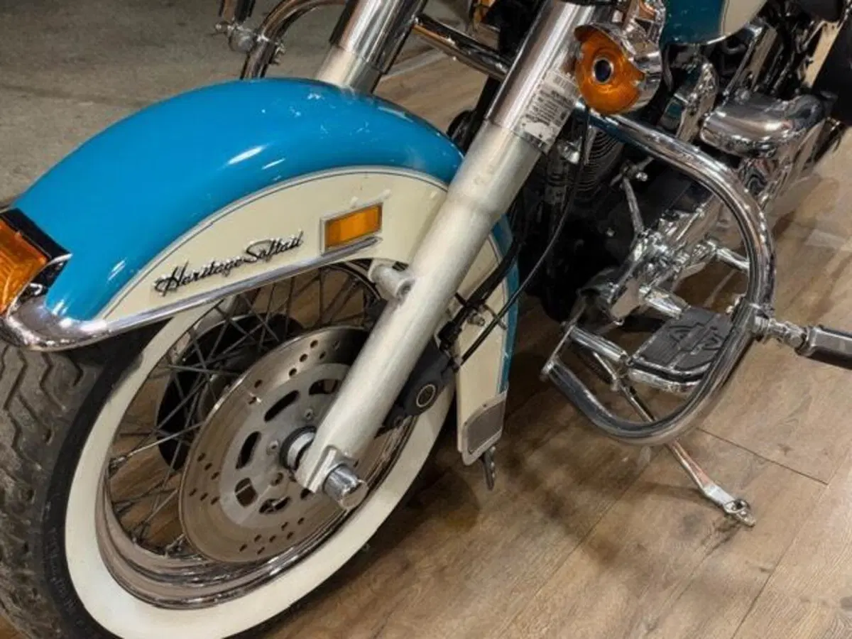 Harley-Davidson 1340 Heritage Classic (1984 - 98) - FLSTC (11)