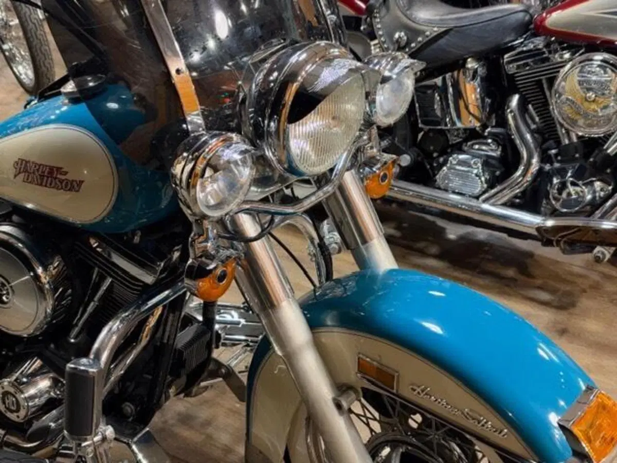 Harley-Davidson 1340 Heritage Classic (1984 - 98) - FLSTC (12)