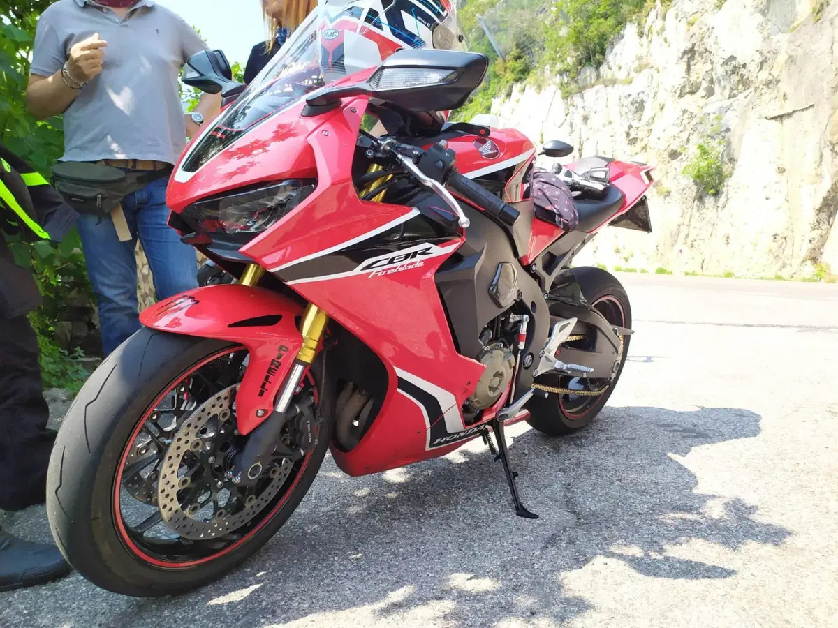 Vendo Honda CBR 1000 RR Fireblade (2017 - 19) usata a Modena (codice ...