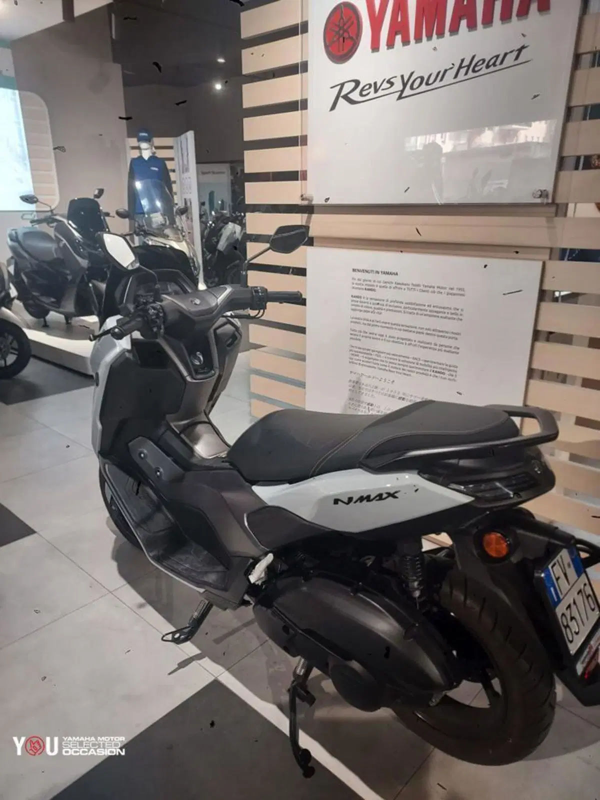 Yamaha N-Max 125 Tech Max (2025 - 26) (4)