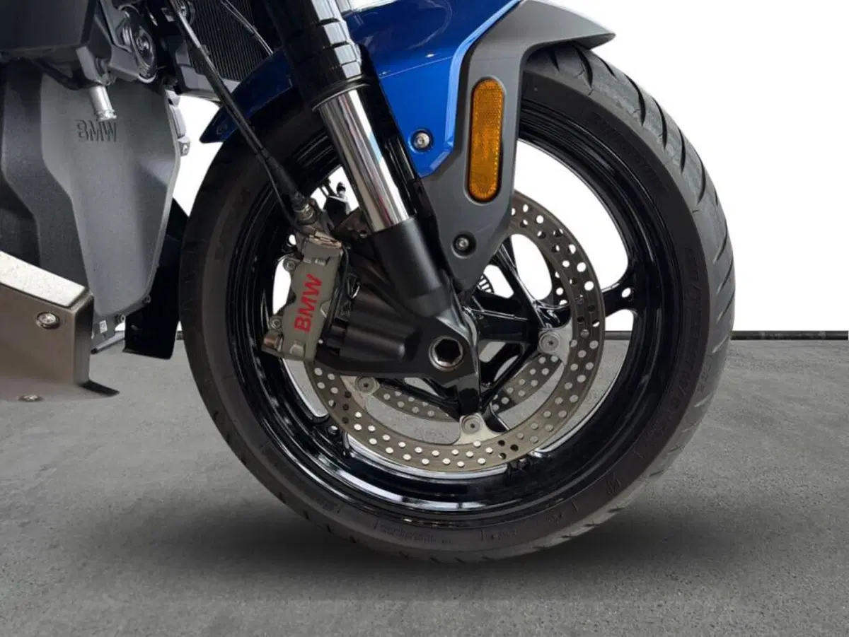 Bmw R 1300 R (2026 - 27) (4)