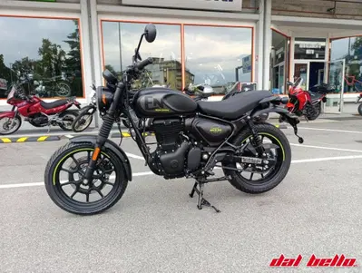 Royal Enfield HNTR 350 (2022 - 26) nuova