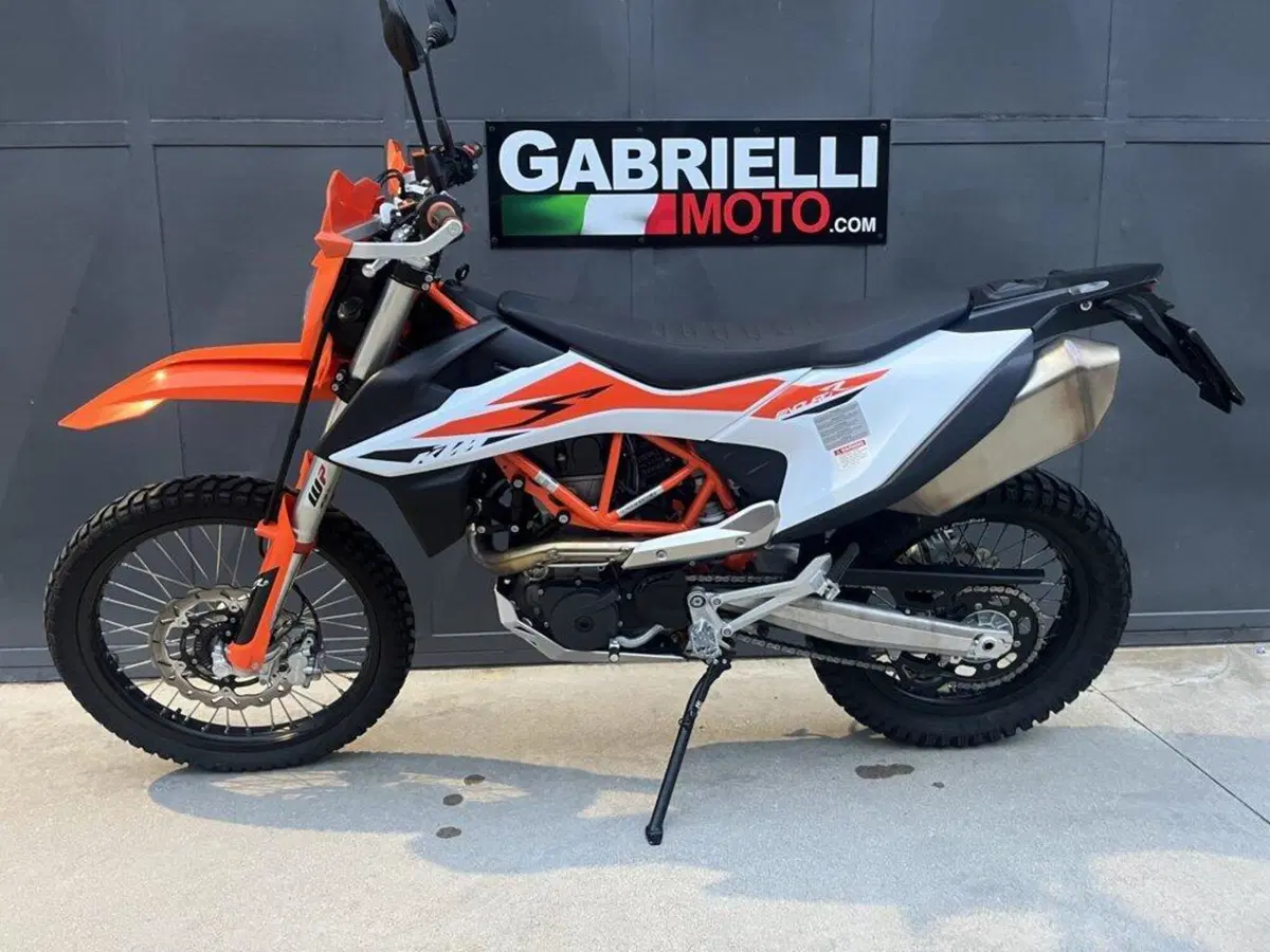 KTM 690 Enduro R (2021)