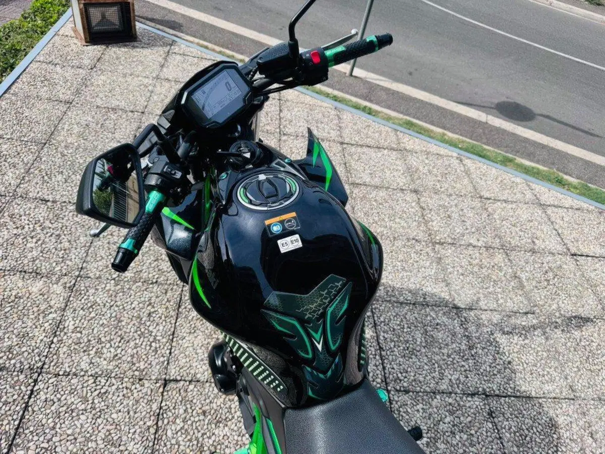Kawasaki Z 650 (2025 - 27) (2)
