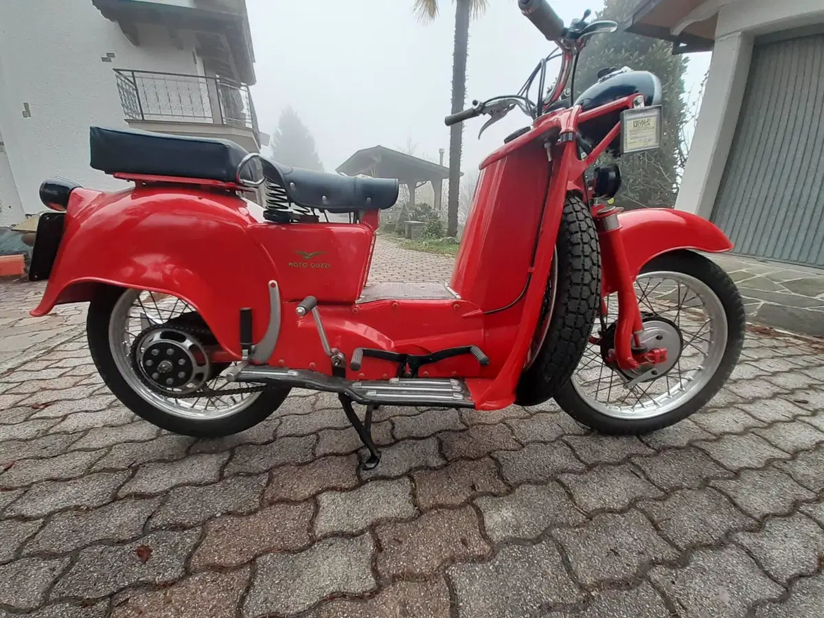 Moto Guzzi Galletto 192 del 1954 (2)