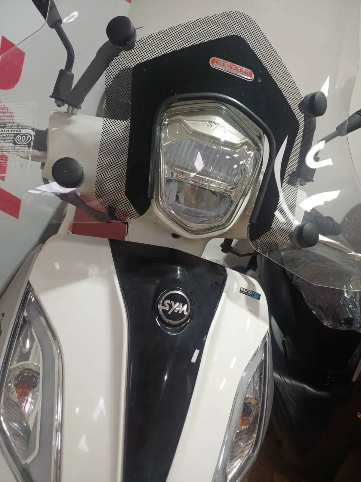 Sym Symphony 200 ST (2021 - 24) (4)