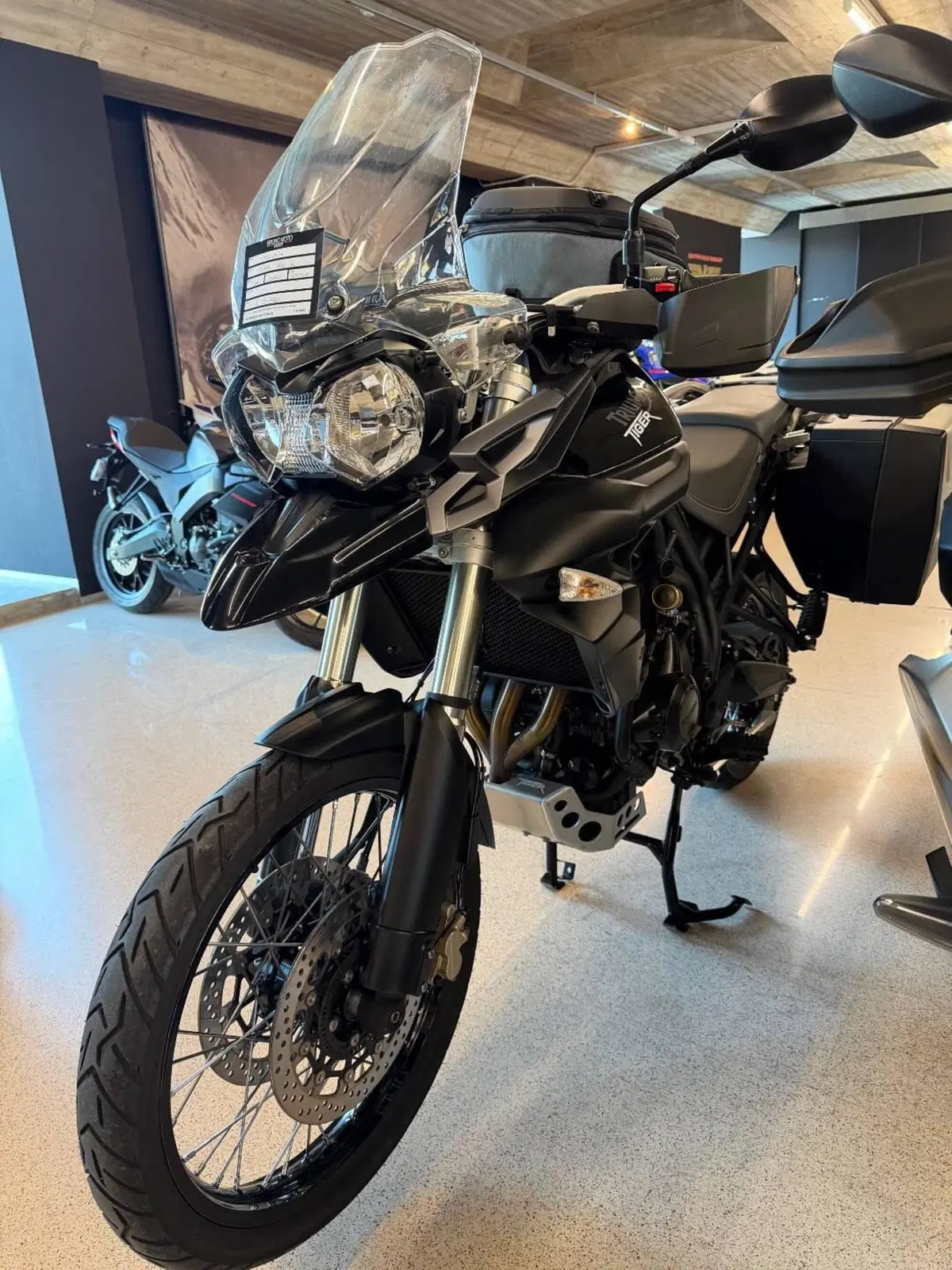 Triumph Tiger 800 XC (2015 - 17) (3)