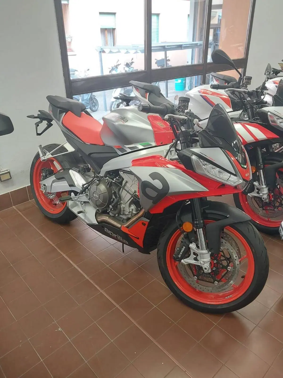 Aprilia Tuono 660 (2021 - 25)