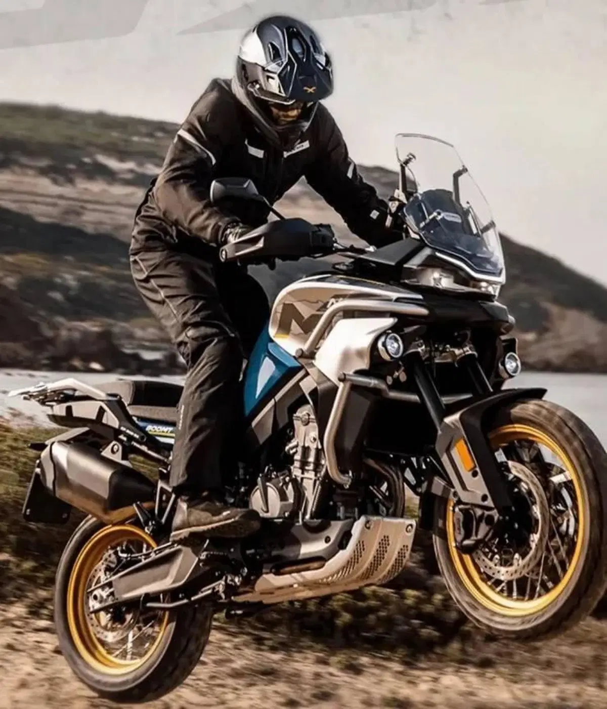 CFMOTO 800MT Touring (2022 - 26) (6)