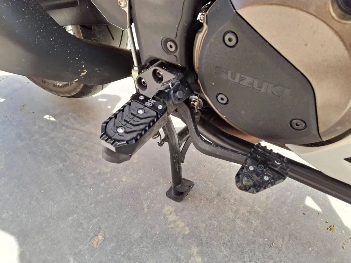 Suzuki V-Strom 1050XT (2020 - 23) (7)