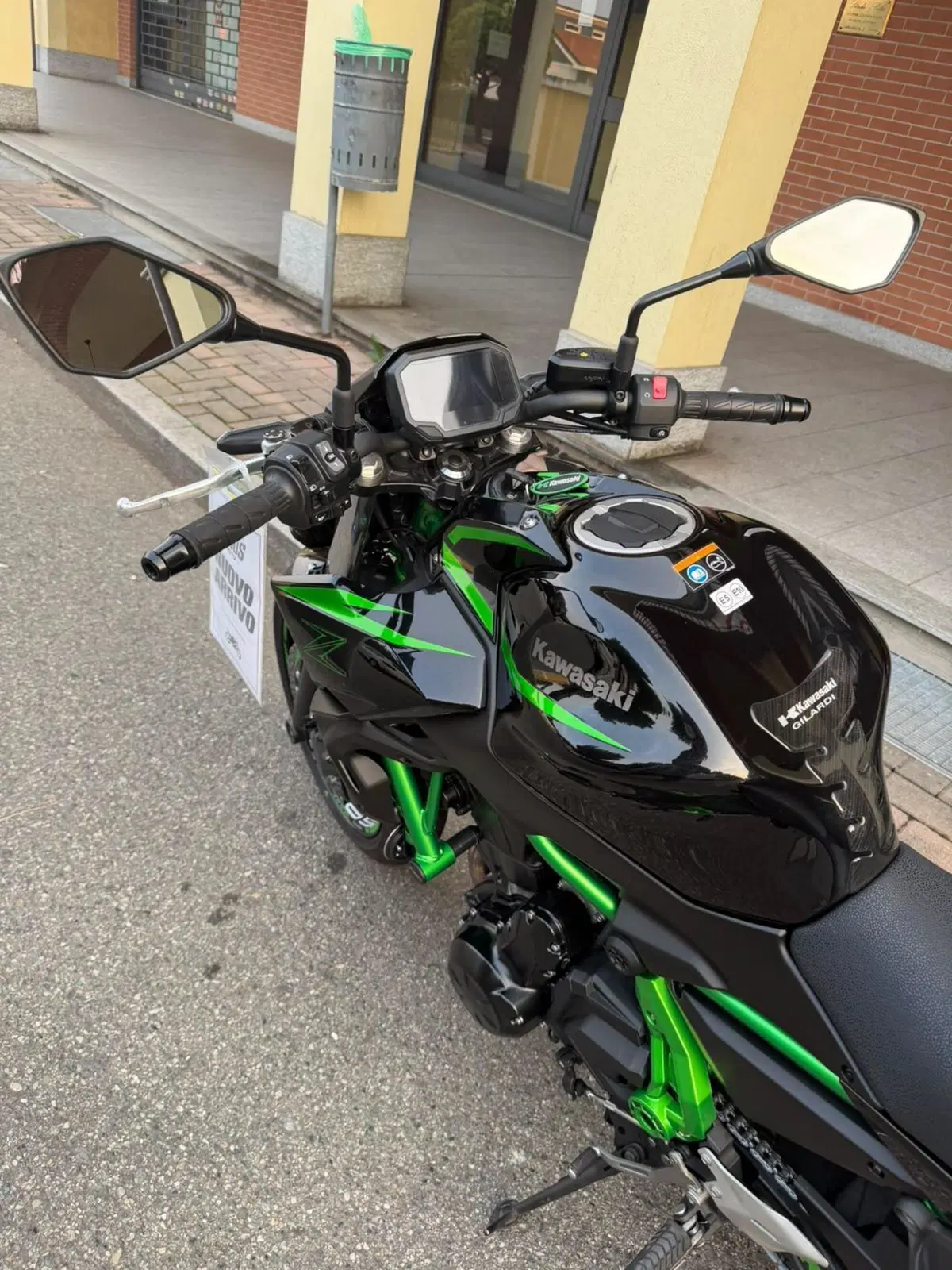 Kawasaki Z 650 (2025 - 27) (4)