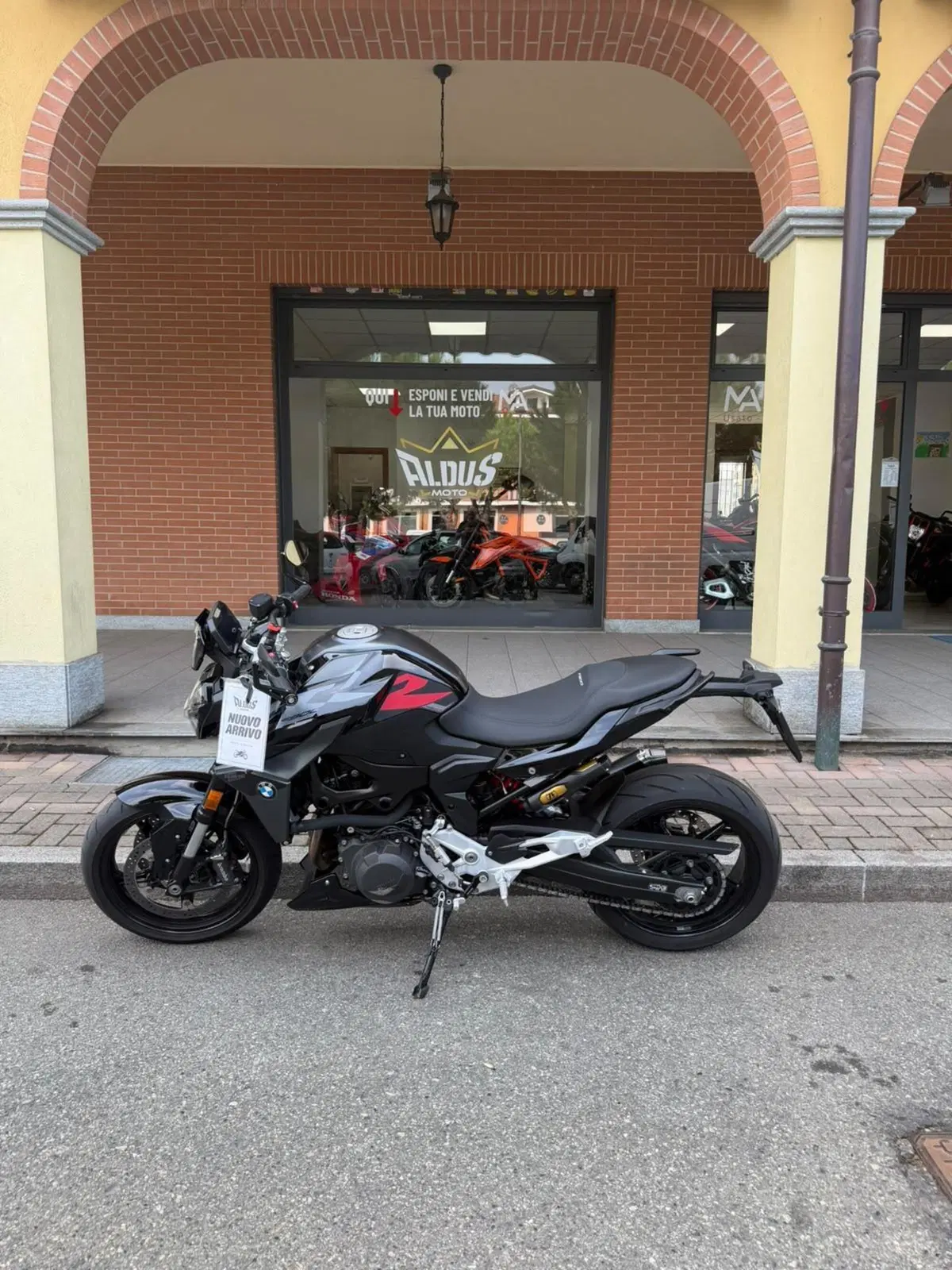 Bmw F 900 R (2025 - 27)