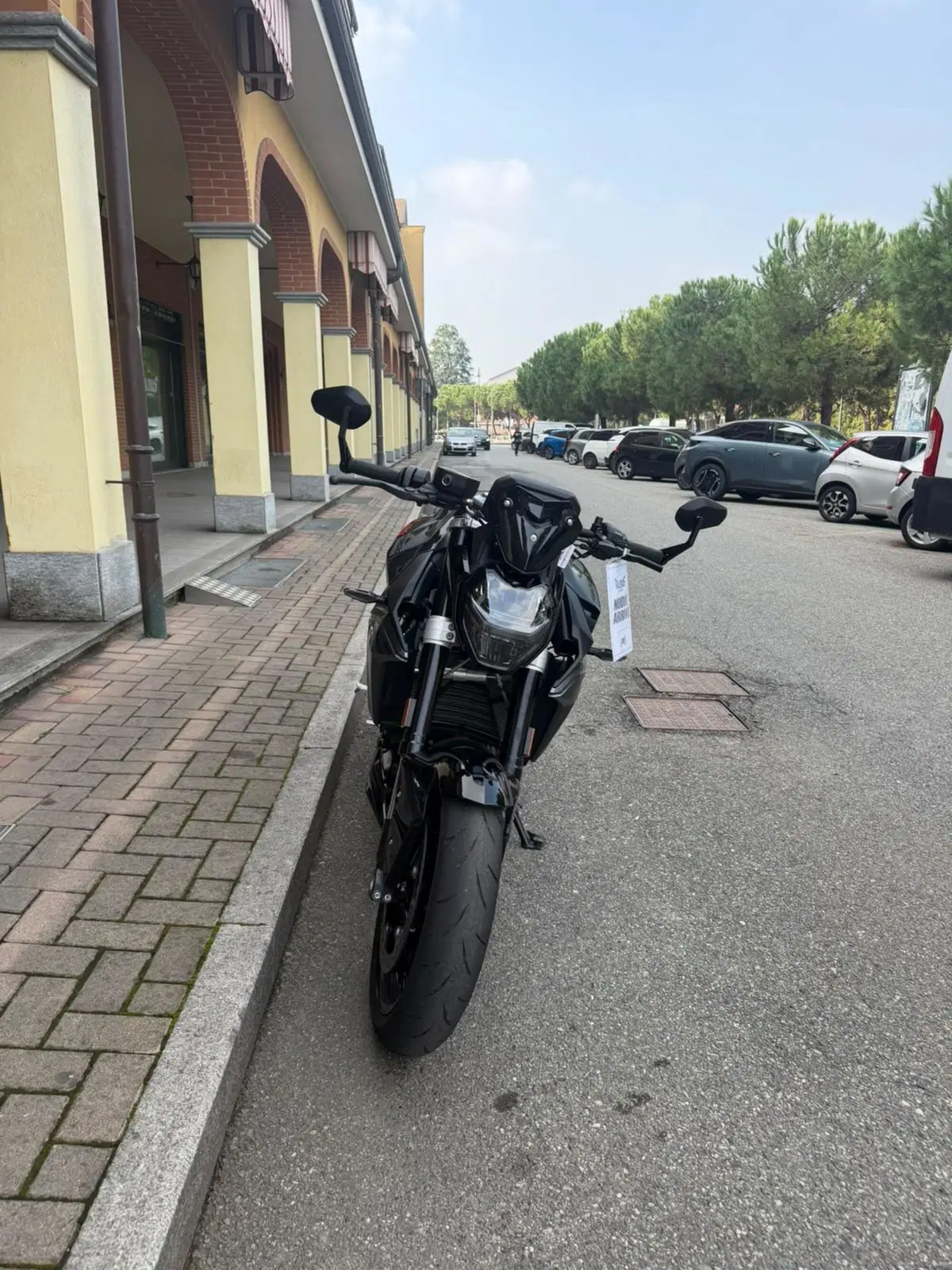 Bmw F 900 R (2025 - 27) (4)
