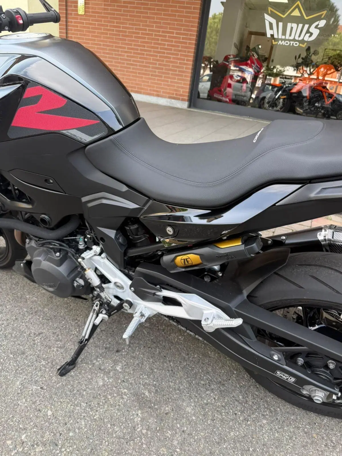 Bmw F 900 R (2025 - 27) (7)