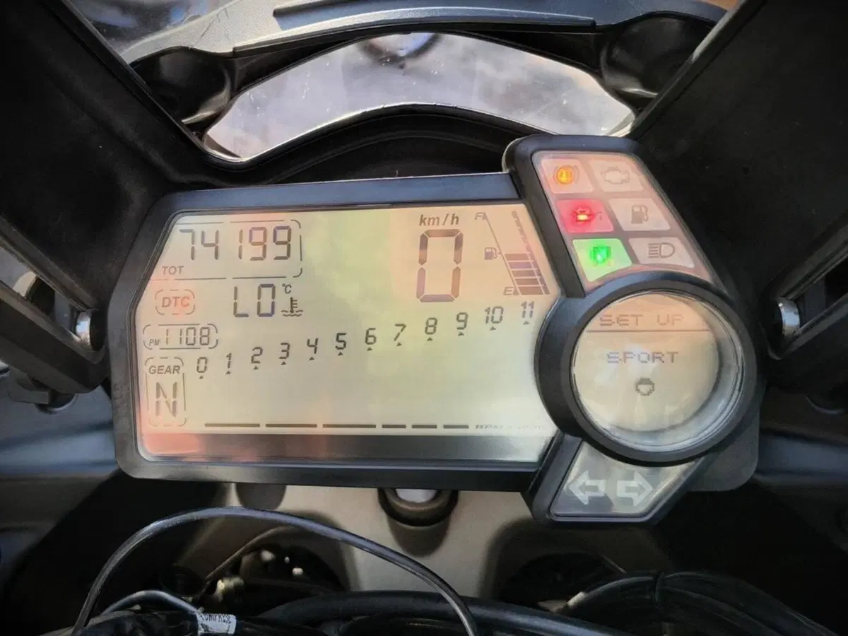 Ducati Multistrada 1200 S Touring (2010 - 12) (3)